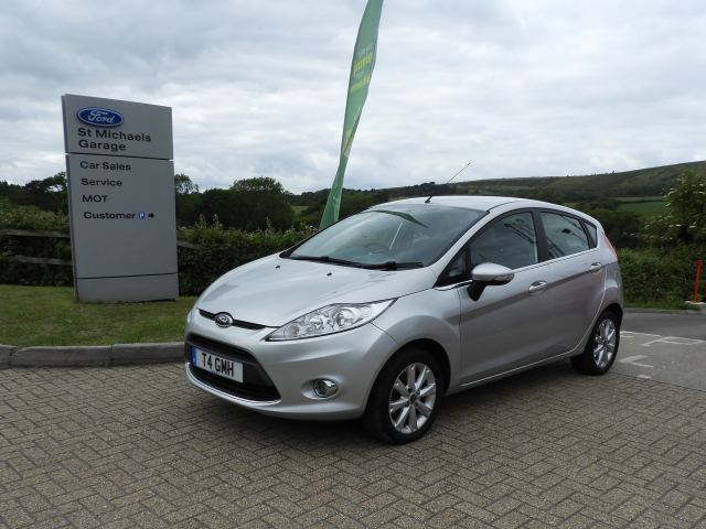 2011 (11) Ford Fiesta 1.4 Zetec Hatchback 5dr Petrol Manual 